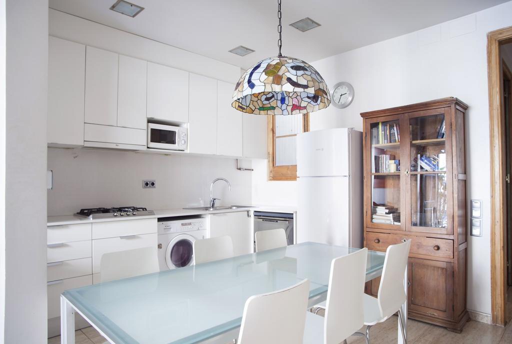 ברצלונה Aparteasy - Authentic Family Apartment מראה חיצוני תמונה