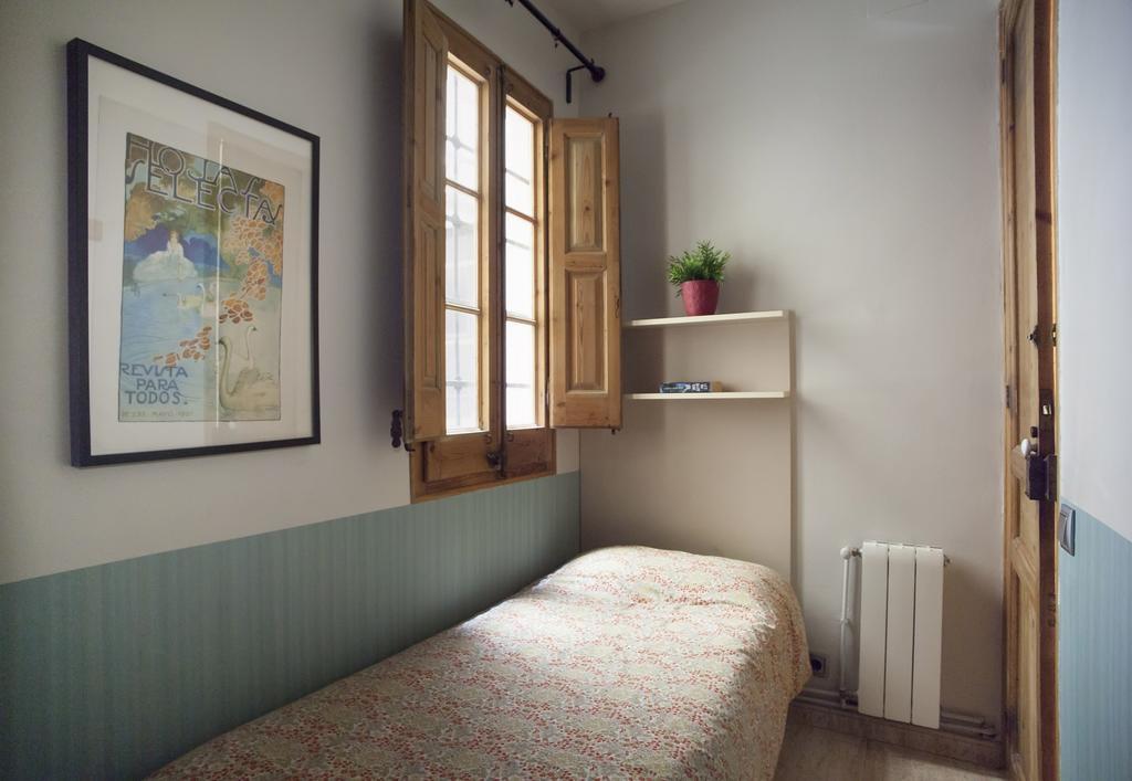 ברצלונה Aparteasy - Authentic Family Apartment מראה חיצוני תמונה